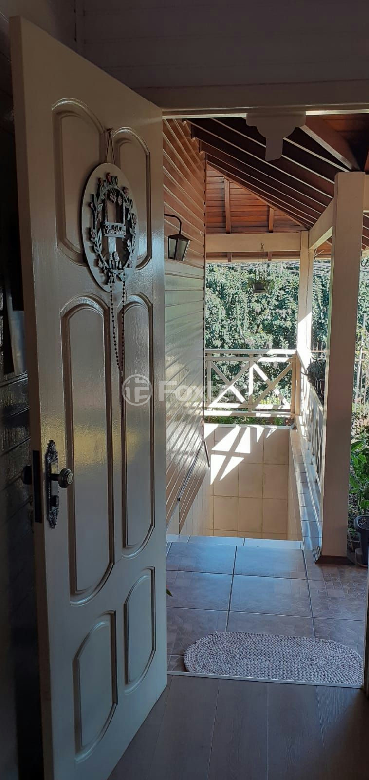 Casa à venda com 3 quartos, 193m² - Foto 2