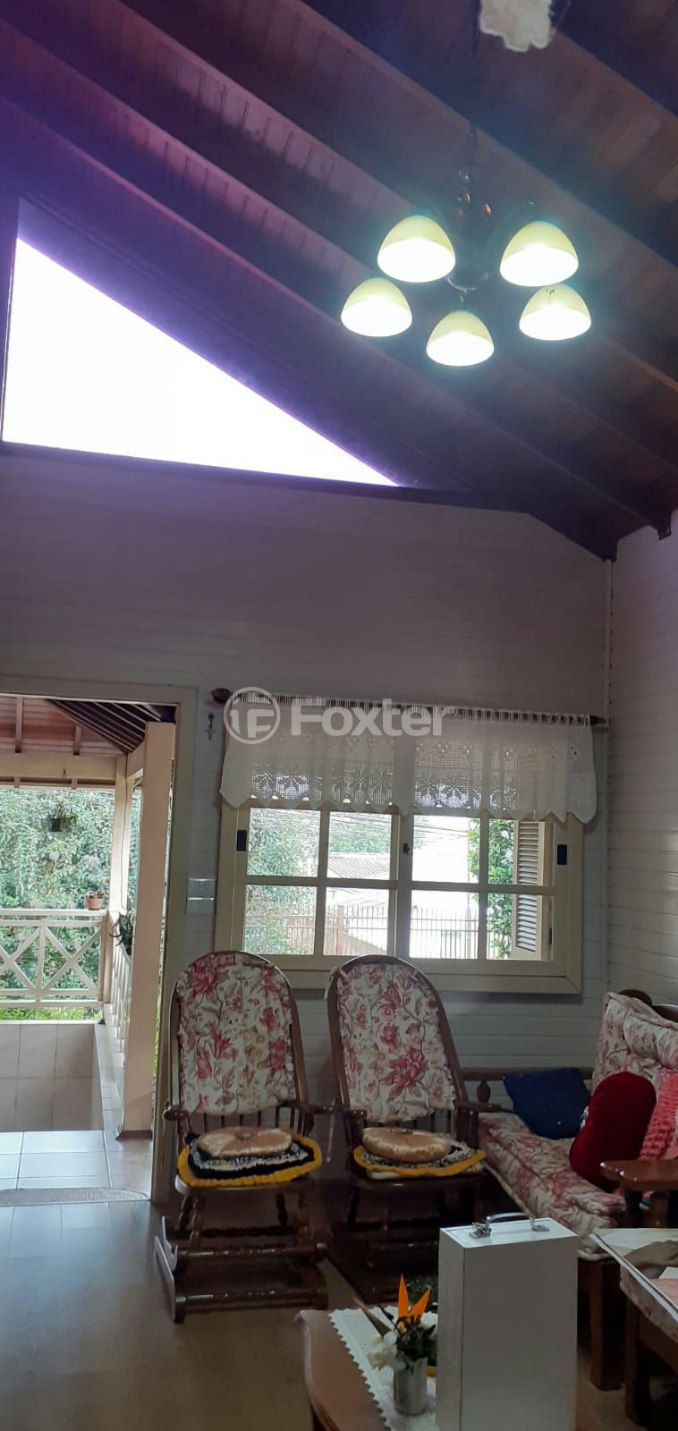 Casa à venda com 3 quartos, 193m² - Foto 3