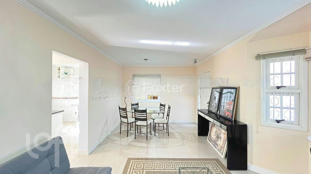 Casa à venda com 3 quartos, 119m² - Foto 4