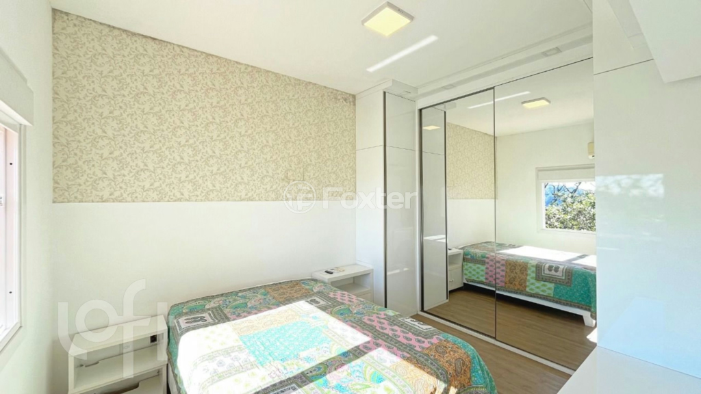 Casa à venda com 3 quartos, 119m² - Foto 8