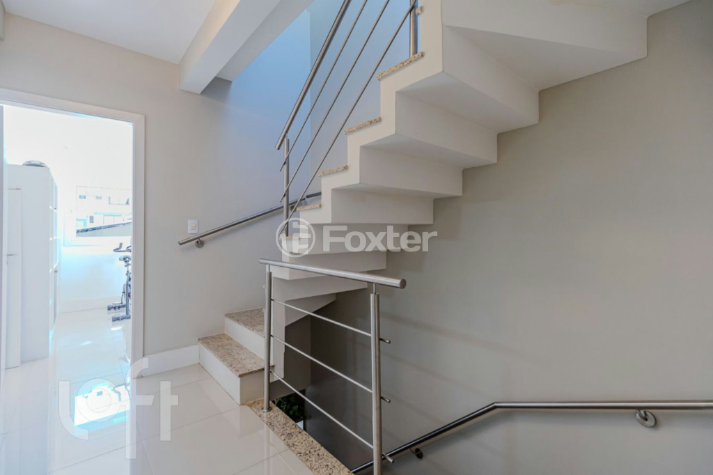 Casa de Condomínio à venda com 4 quartos, 190m² - Foto 32