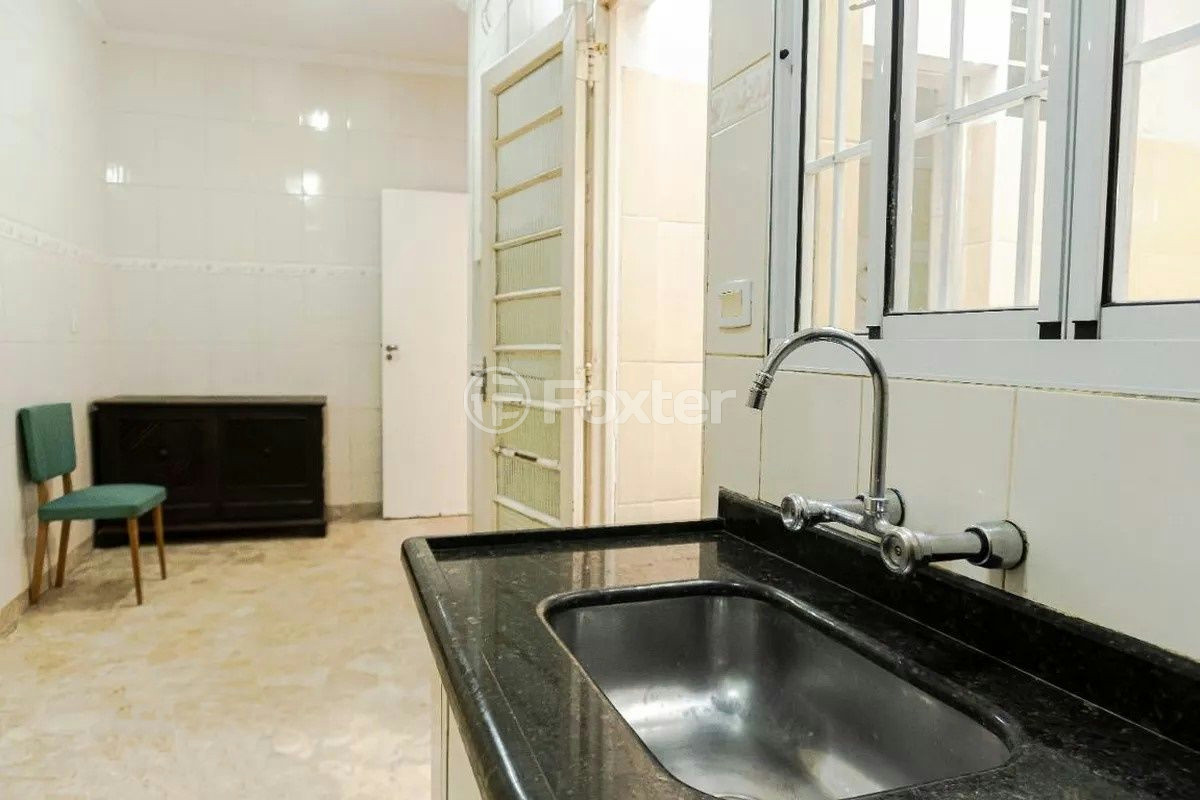 Casa à venda com 2 quartos, 100m² - Foto 8