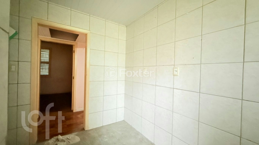 Casa à venda com 3 quartos, 60m² - Foto 12