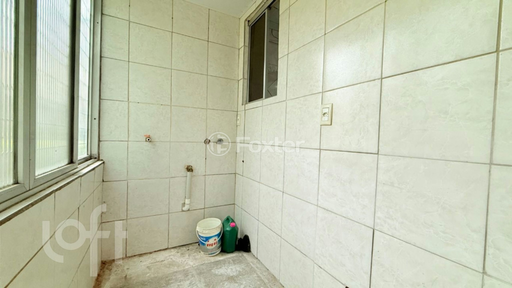 Casa à venda com 3 quartos, 60m² - Foto 9