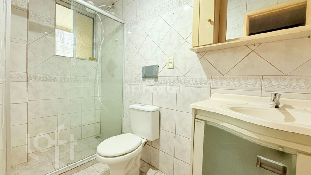 Casa à venda com 3 quartos, 60m² - Foto 1