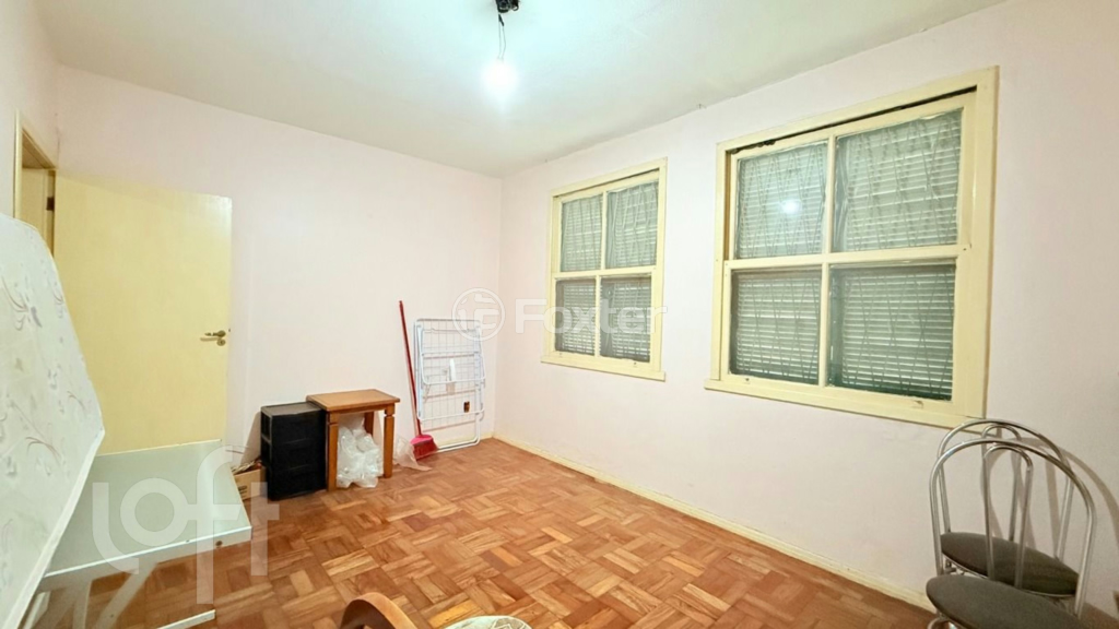 Casa à venda com 3 quartos, 60m² - Foto 7