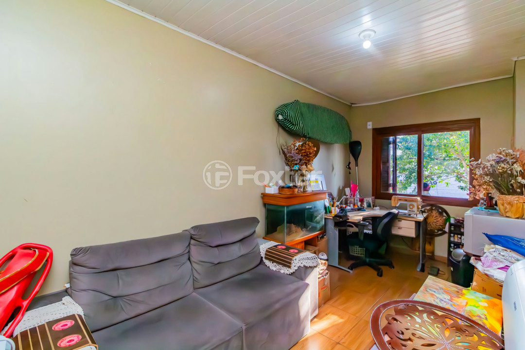 Casa à venda com 4 quartos, 100m² - Foto 3