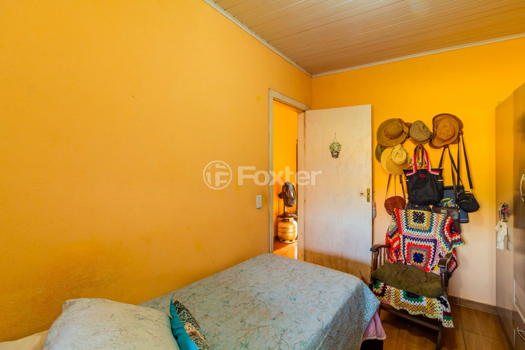 Casa à venda com 4 quartos, 100m² - Foto 10