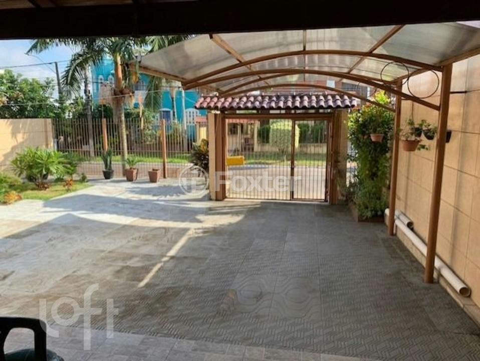 Casa à venda com 2 quartos, 160m² - Foto 2