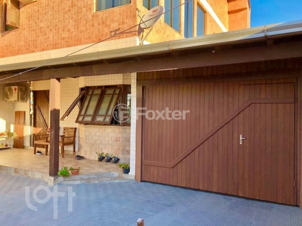Casa à venda com 2 quartos, 160m² - Foto 1
