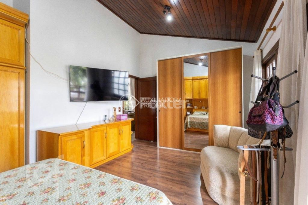 Casa à venda com 6 quartos, 432m² - Foto 32