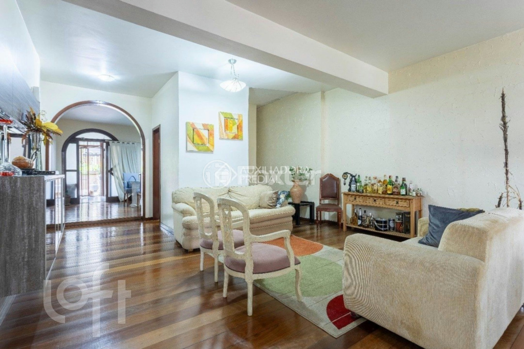 Casa à venda com 6 quartos, 432m² - Foto 2