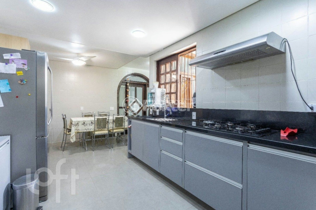 Casa à venda com 6 quartos, 432m² - Foto 9