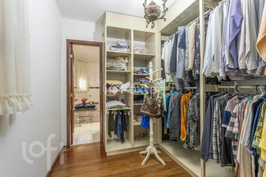 Casa à venda com 6 quartos, 432m² - Foto 15