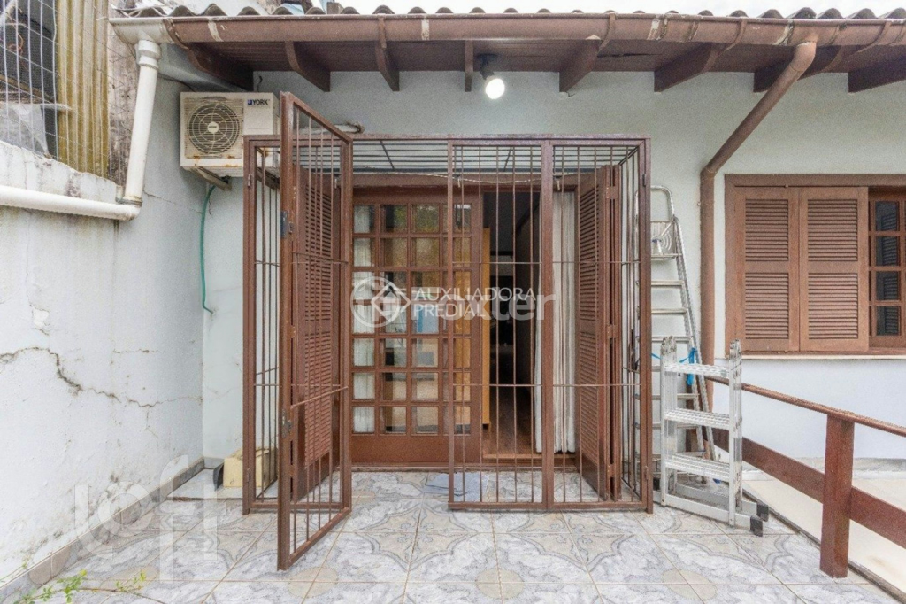 Casa à venda com 6 quartos, 432m² - Foto 42