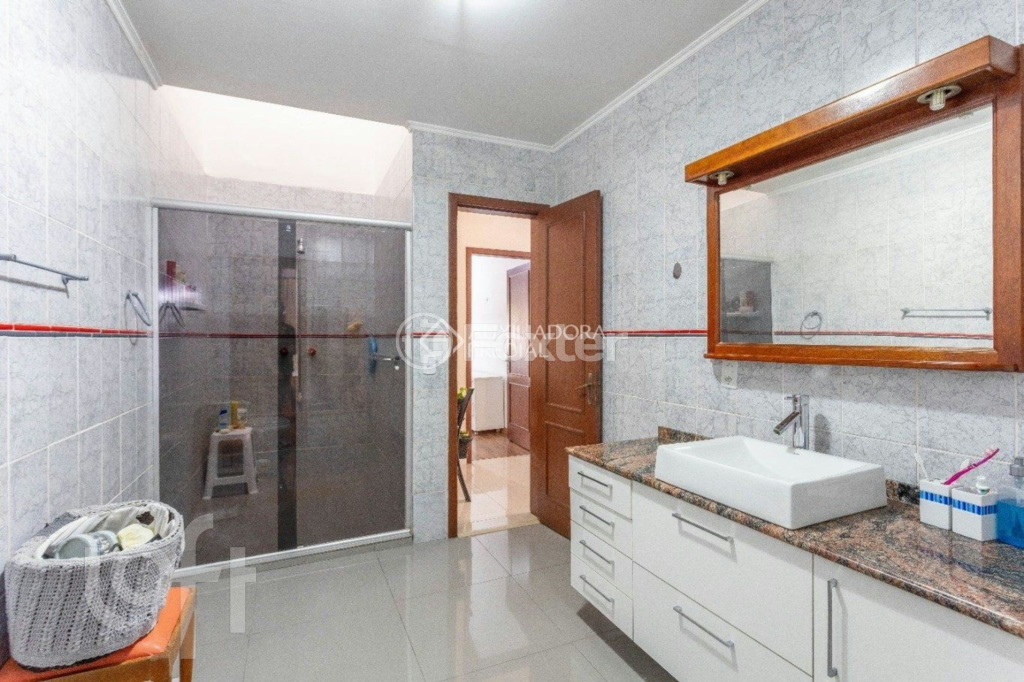 Casa à venda com 6 quartos, 432m² - Foto 47