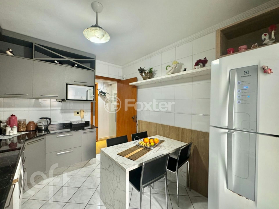 Apartamento à venda com 3 quartos, 124m² - Foto 7