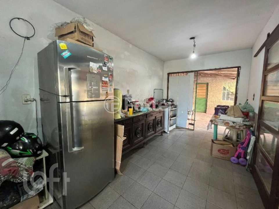 Casa à venda com 2 quartos, 158m² - Foto 1