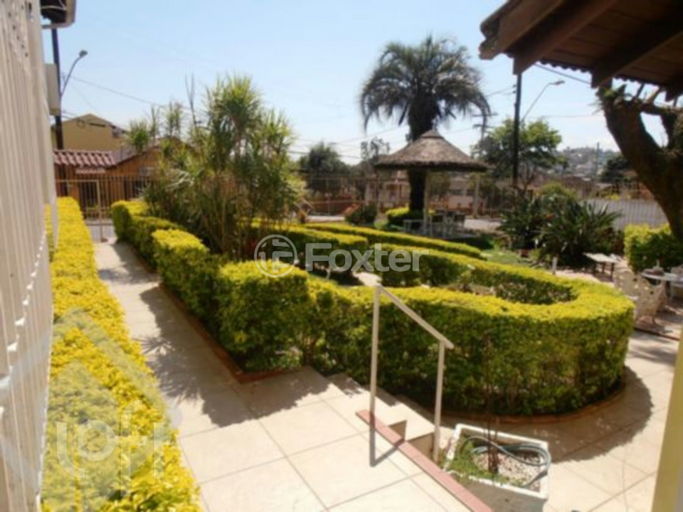 Casa à venda com 4 quartos, 200m² - Foto 4