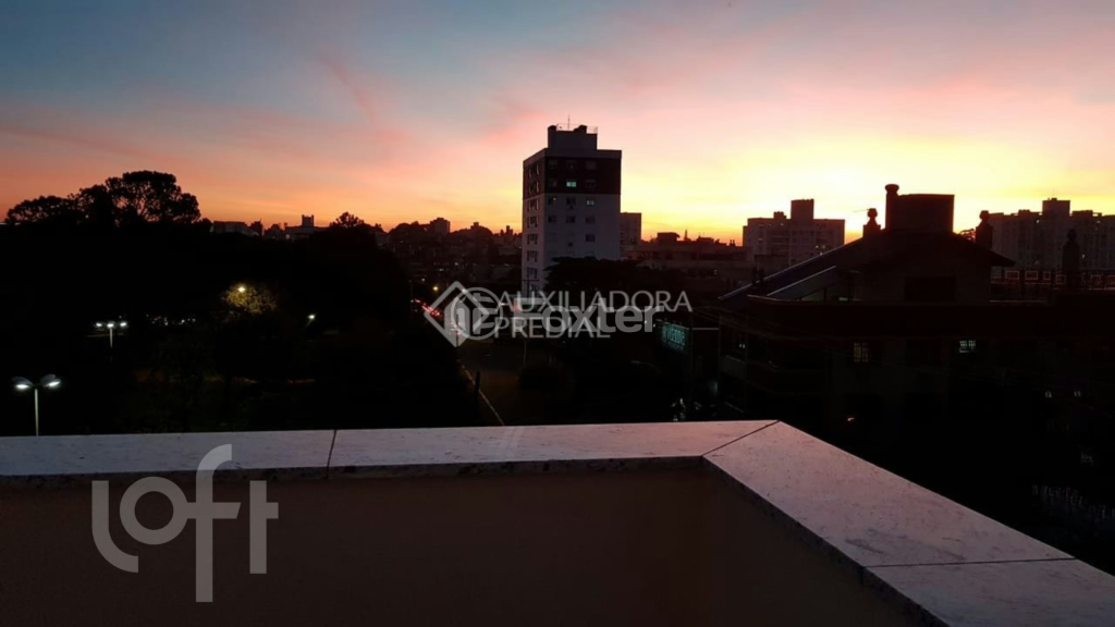Apartamento à venda com 2 quartos, 77m² - Foto 10