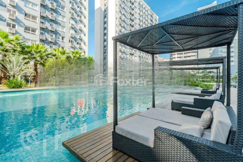 Apartamento à venda com 3 quartos, 81m² - Foto 31