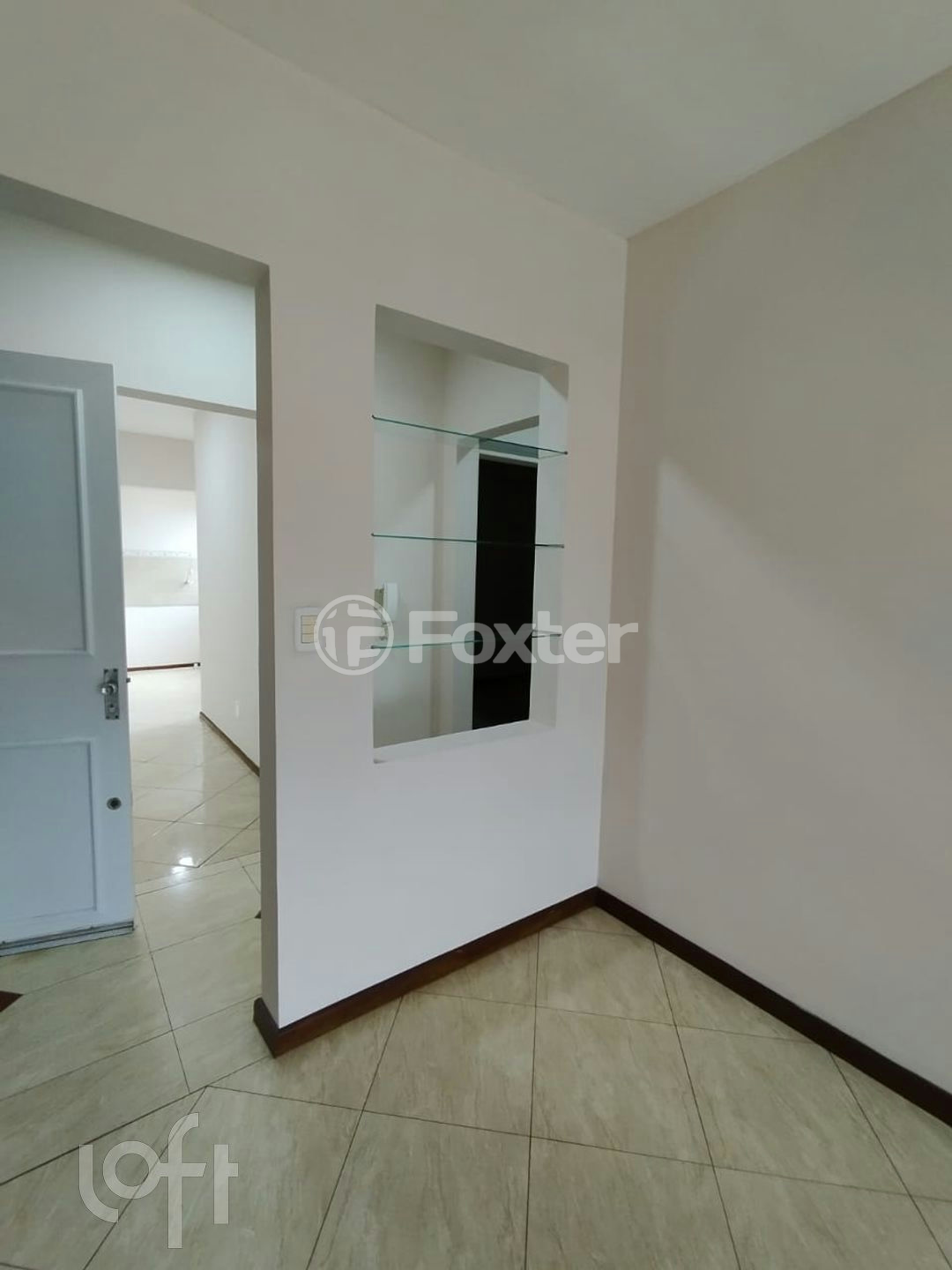 Apartamento à venda com 2 quartos, 73m² - Foto 2