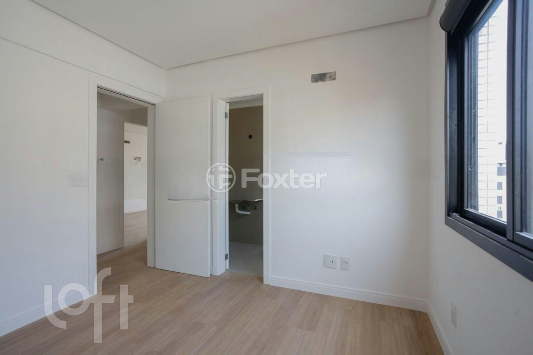 Apartamento à venda com 3 quartos, 131m² - Foto 13