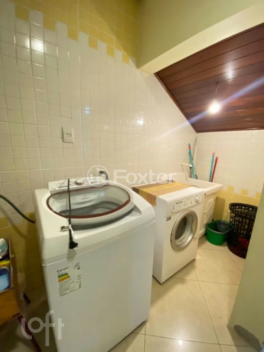 Casa à venda com 3 quartos, 199m² - Foto 15