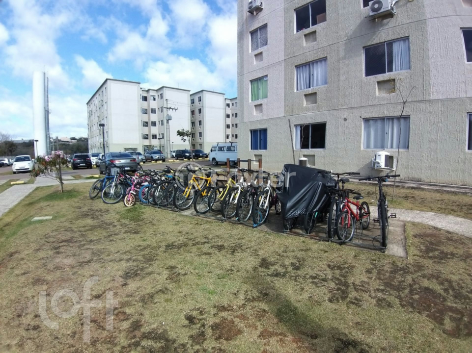 Apartamento à venda com 2 quartos, 40m² - Foto 19