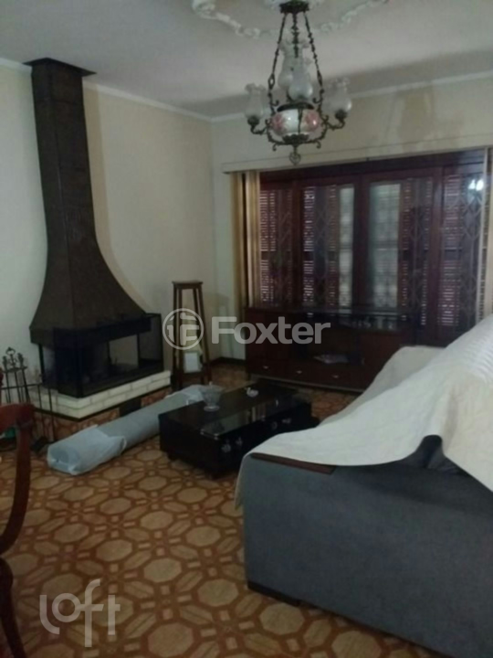 Casa à venda com 3 quartos, 233m² - Foto 4