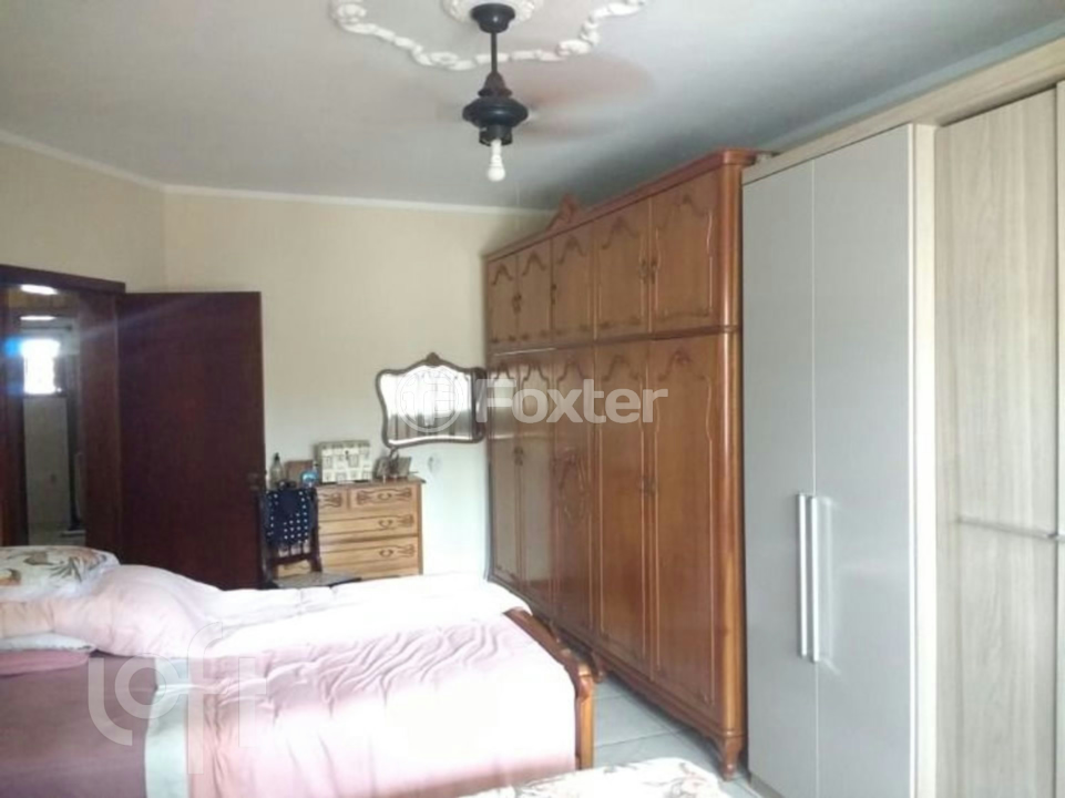 Casa à venda com 3 quartos, 233m² - Foto 15