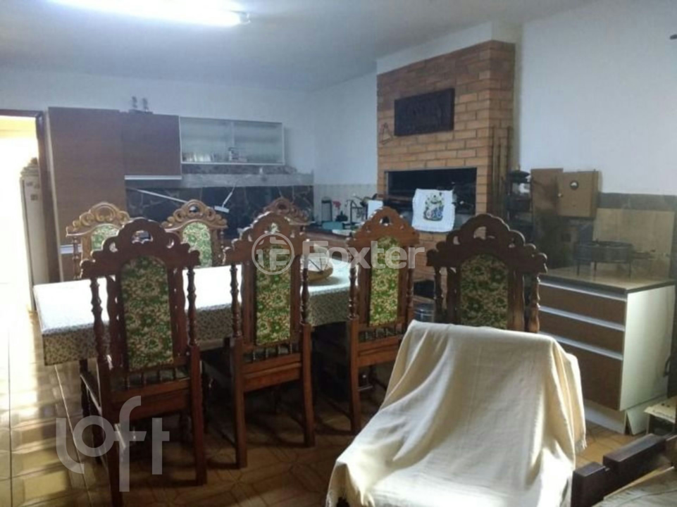 Casa à venda com 3 quartos, 233m² - Foto 3