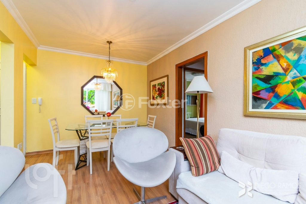 Apartamento à venda com 2 quartos, 69m² - Foto 2