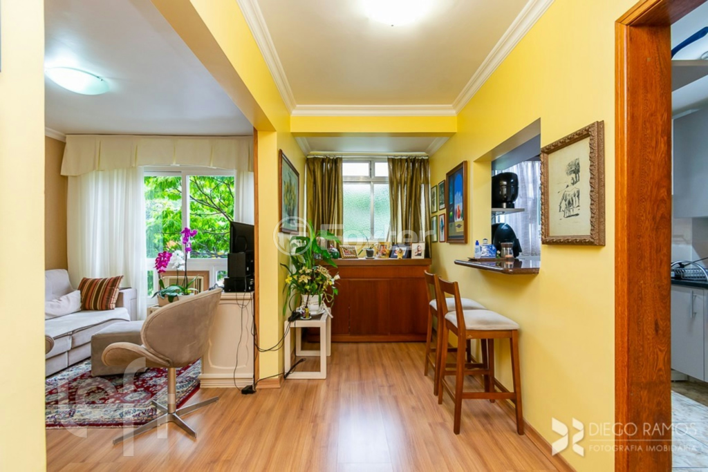 Apartamento à venda com 2 quartos, 69m² - Foto 4