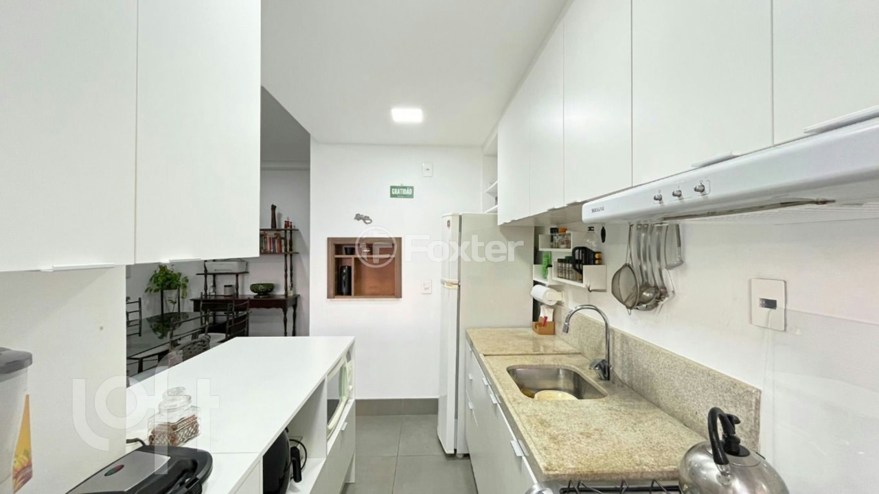 Apartamento à venda com 3 quartos, 67m² - Foto 23