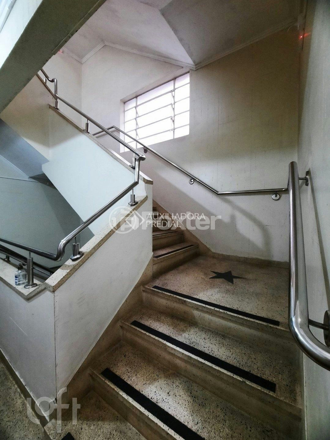 Apartamento à venda com 2 quartos, 57m² - Foto 33