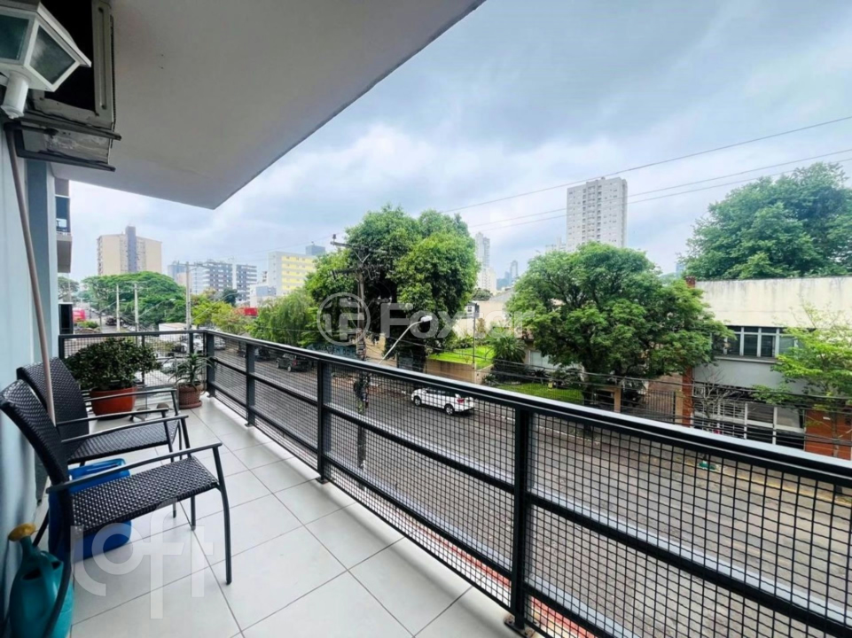 Apartamento à venda com 2 quartos, 83m² - Foto 4