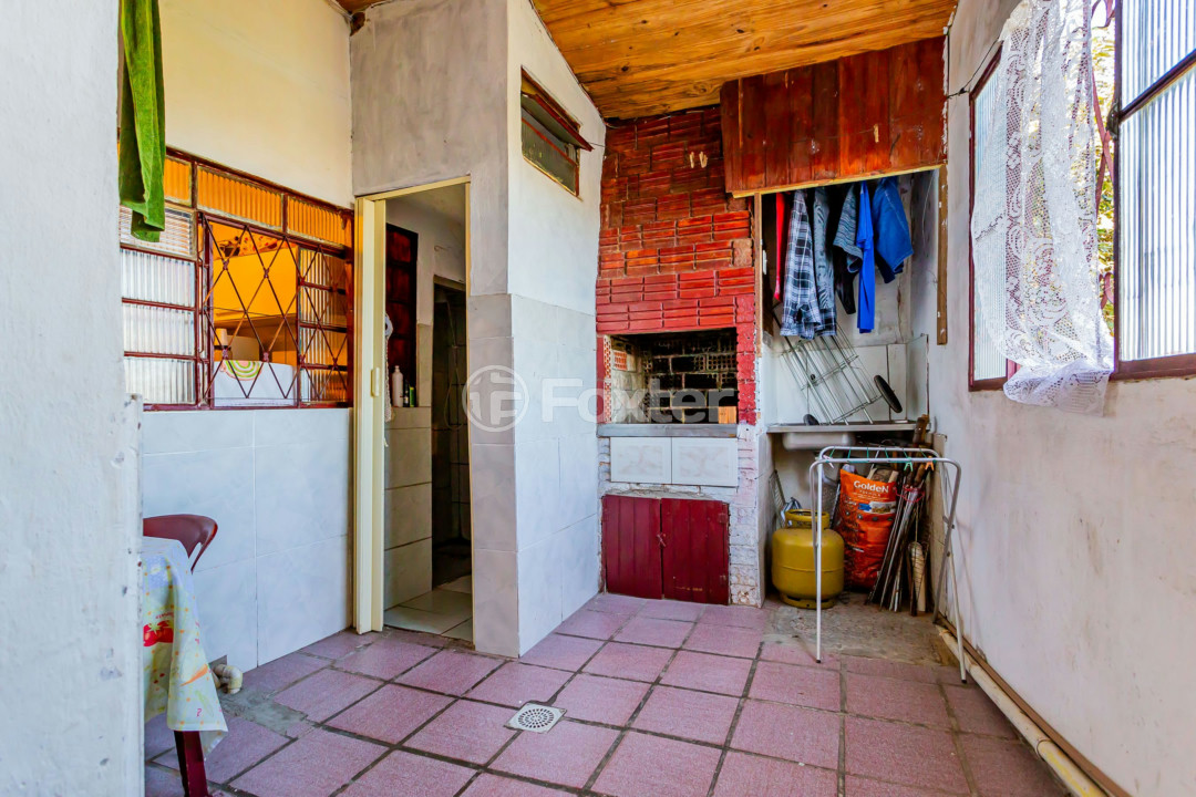 Casa à venda com 2 quartos, 69m² - Foto 12