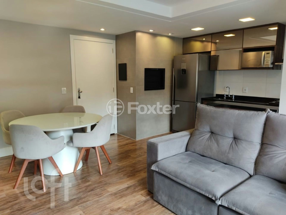 Apartamento à venda com 2 quartos, 70m² - Foto 1