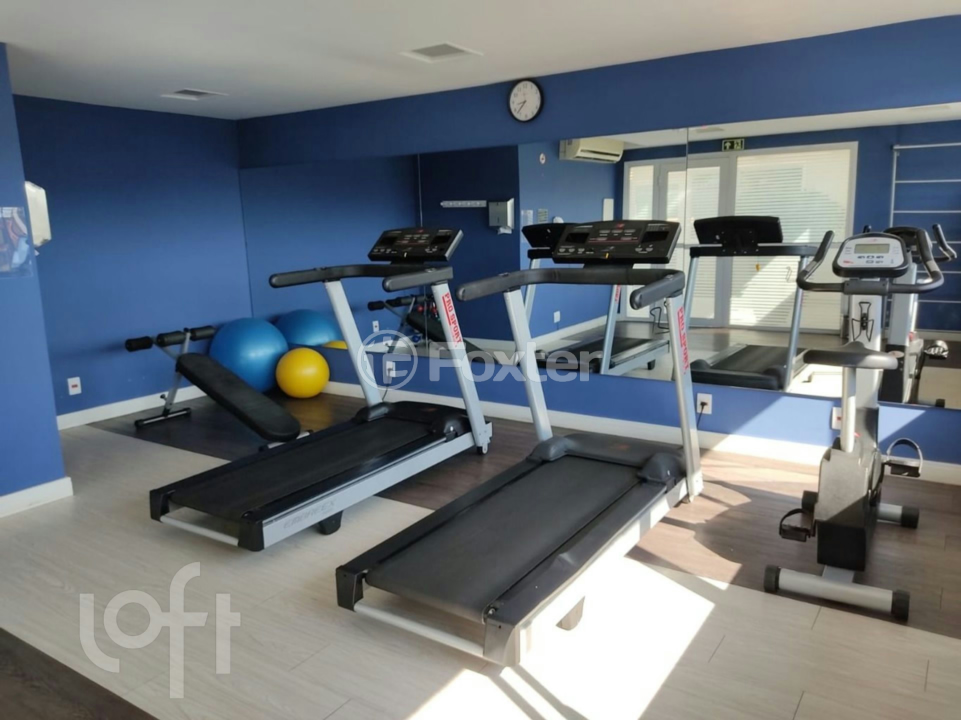 Apartamento à venda com 2 quartos, 70m² - Foto 32