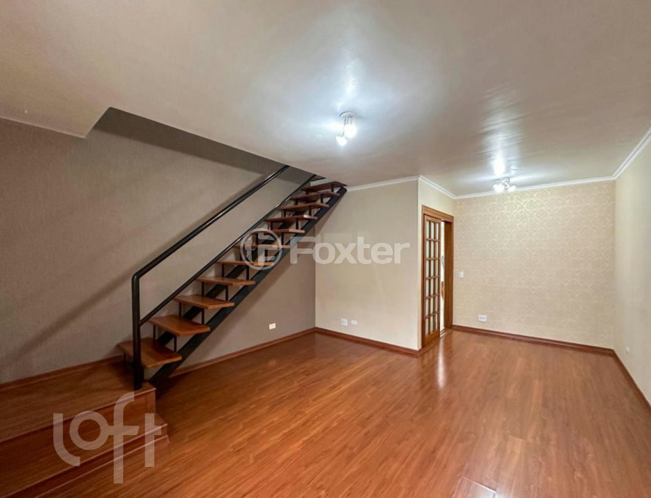 Casa à venda com 2 quartos, 82m² - Foto 1