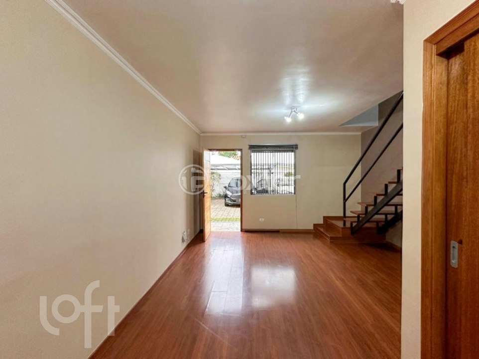 Casa à venda com 2 quartos, 82m² - Foto 2