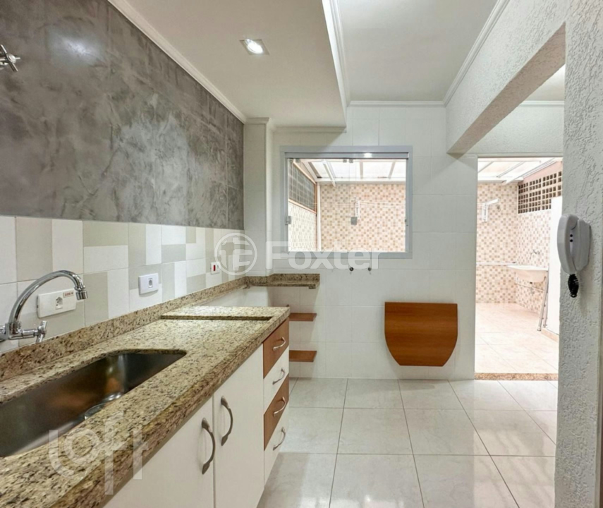 Casa à venda com 2 quartos, 82m² - Foto 6
