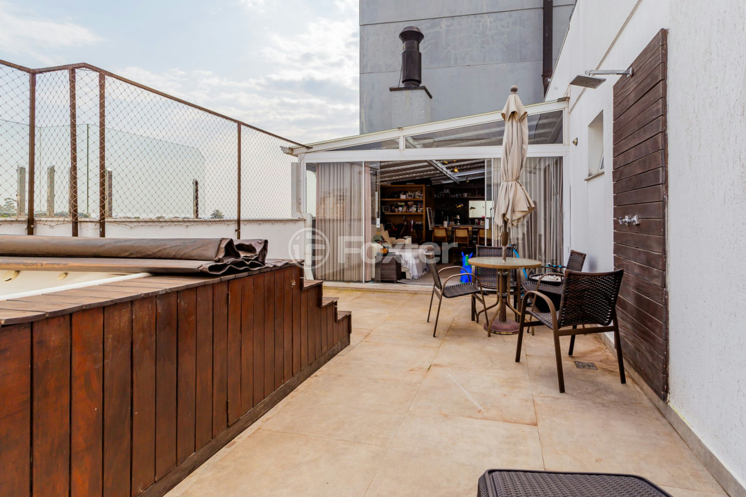 Cobertura à venda com 3 quartos, 161m² - Foto 2