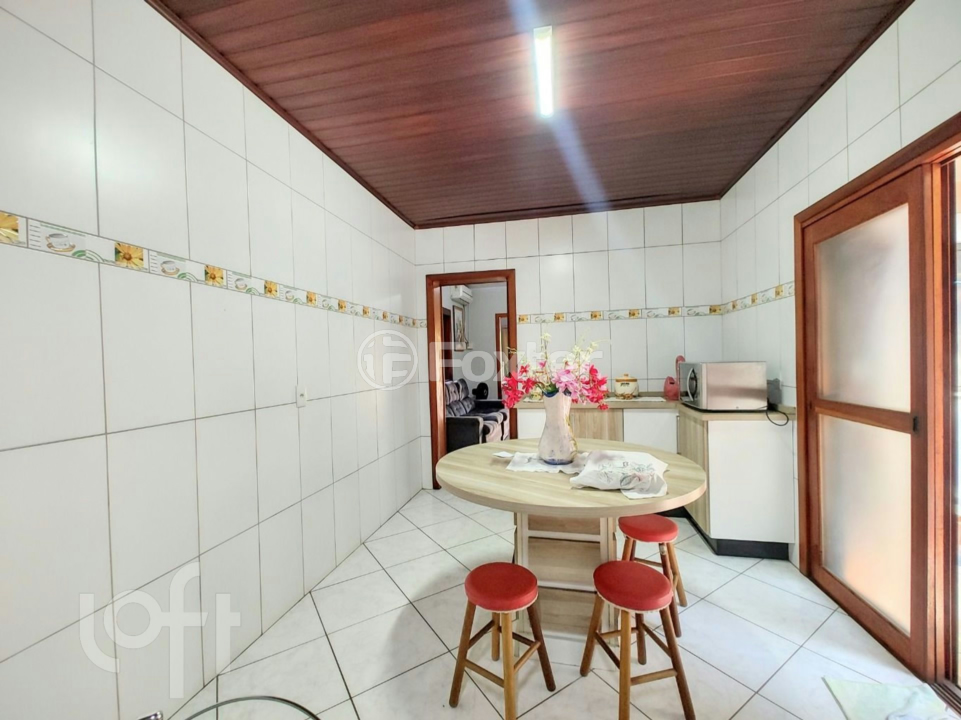 Casa à venda com 4 quartos, 187m² - Foto 14