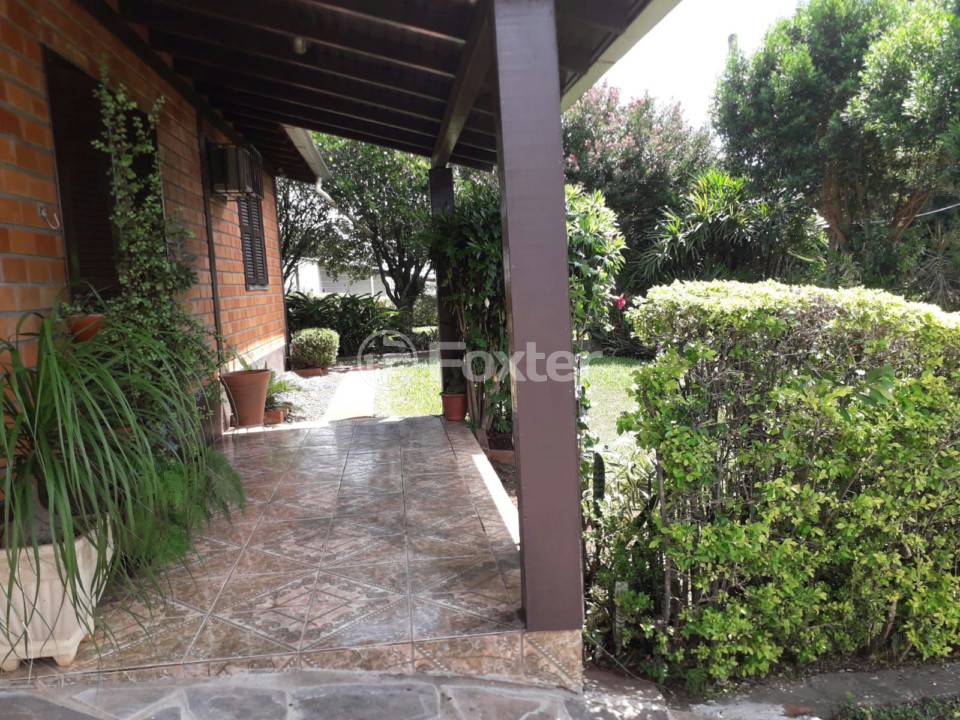 Casa à venda com 2 quartos, 129m² - Foto 3