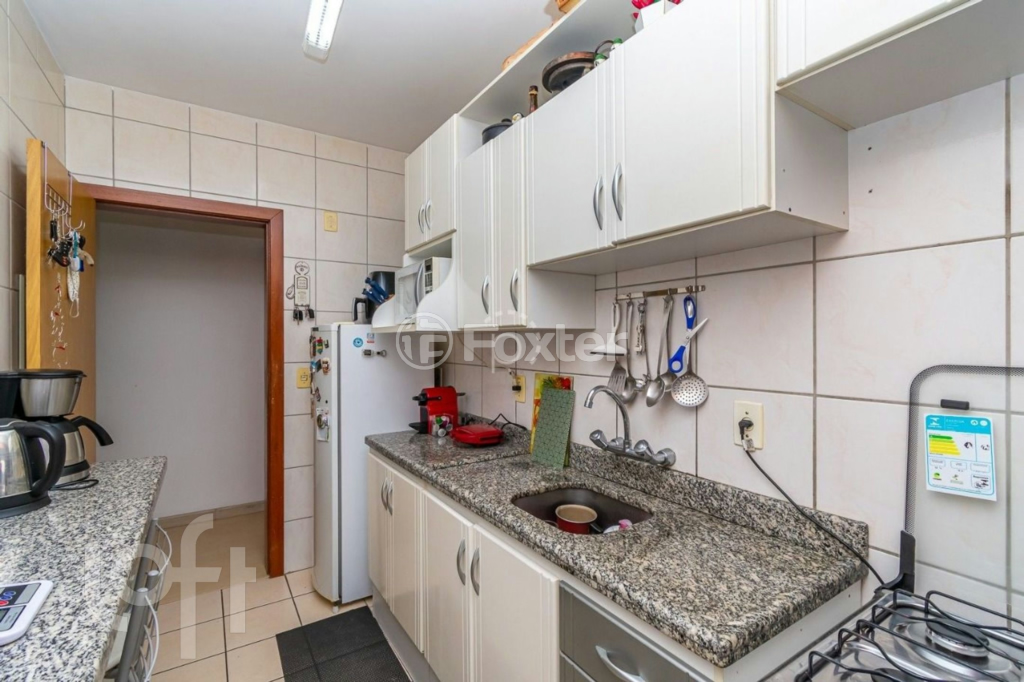 Apartamento à venda com 2 quartos, 64m² - Foto 12