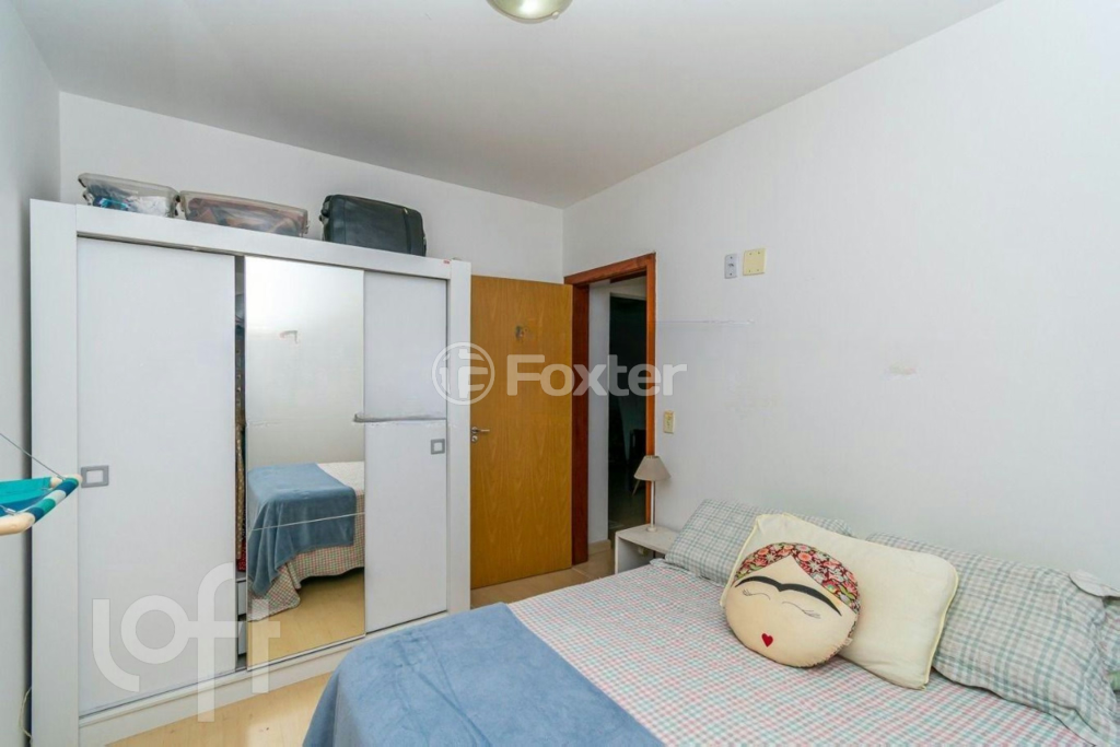 Apartamento à venda com 2 quartos, 64m² - Foto 20