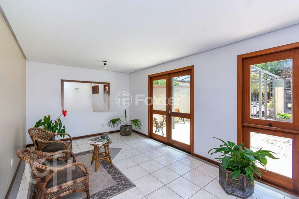 Apartamento à venda com 2 quartos, 64m² - Foto 1