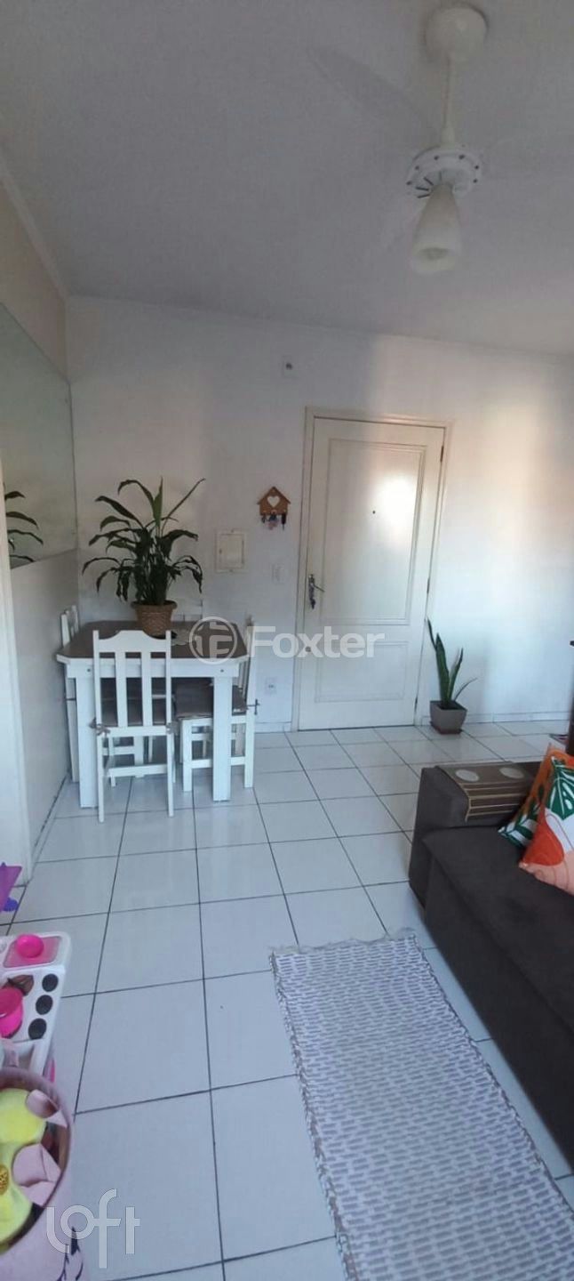 Apartamento à venda com 1 quarto, 34m² - Foto 2